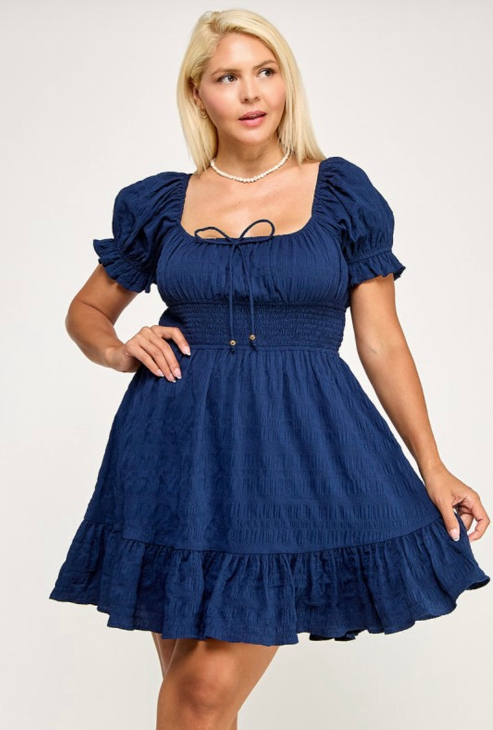 Wide elastic short sleeve flowy dress